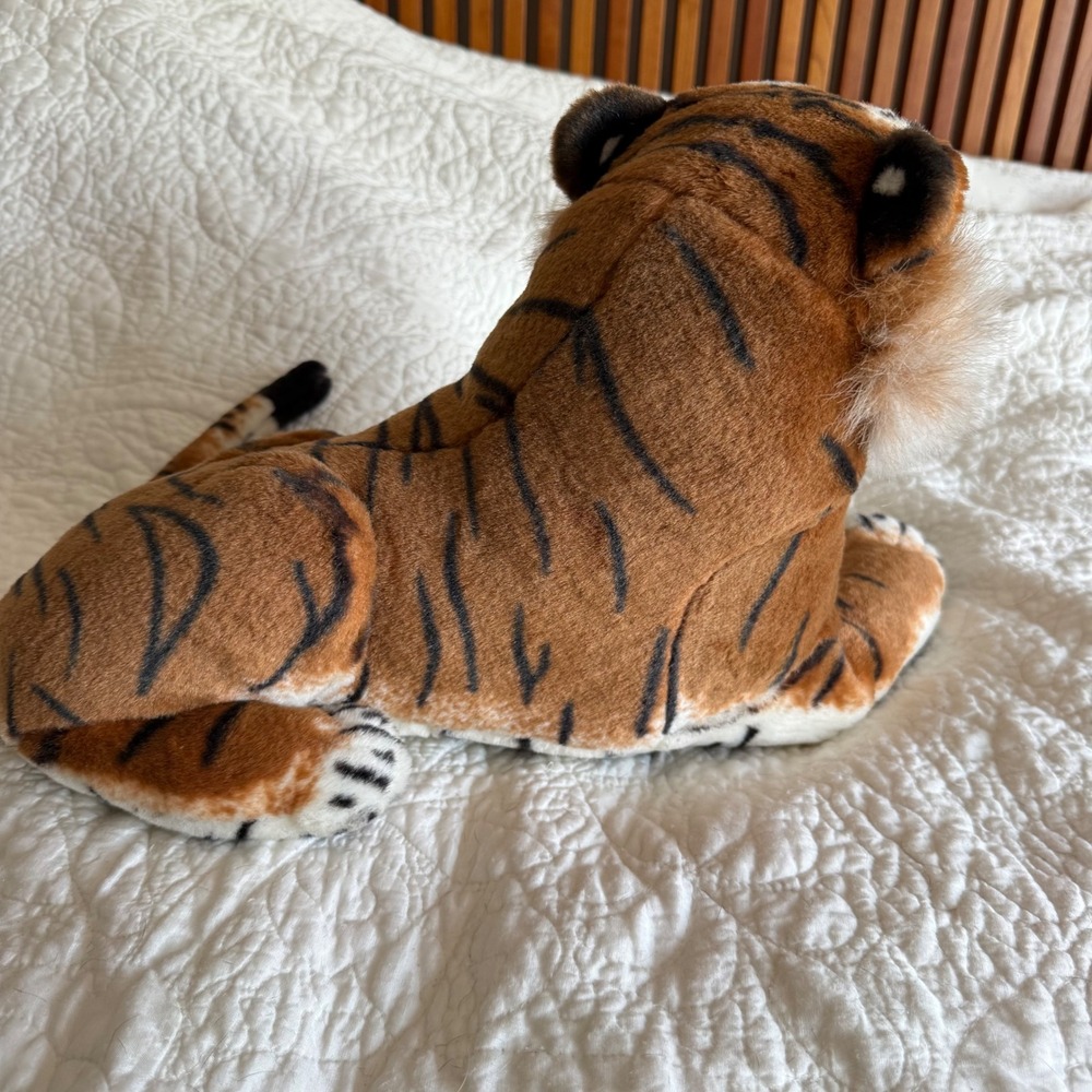Toy Works LLC Realistic Bengal Tiger Plush Stuffed Animal 27" Large Laying Tiger - Picture 4 of 10